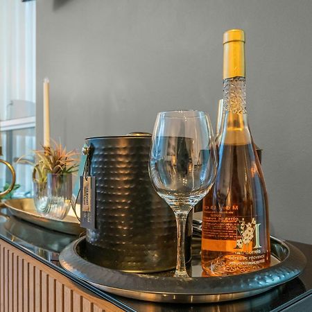 1-Br Condo In Downtown Coal Harbour With Parking And City Views Vancouver Ngoại thất bức ảnh