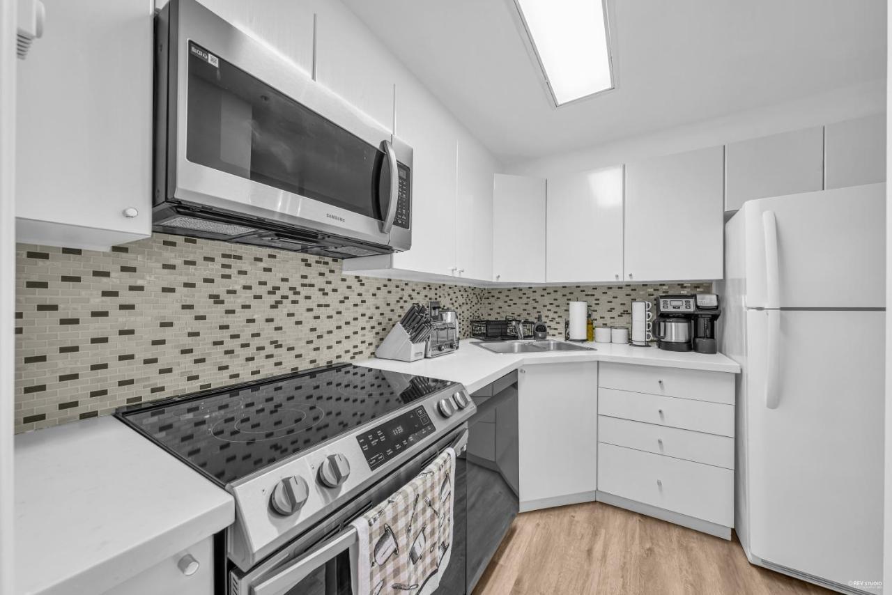 1-Br Condo In Downtown Coal Harbour With Parking And City Views Vancouver Ngoại thất bức ảnh