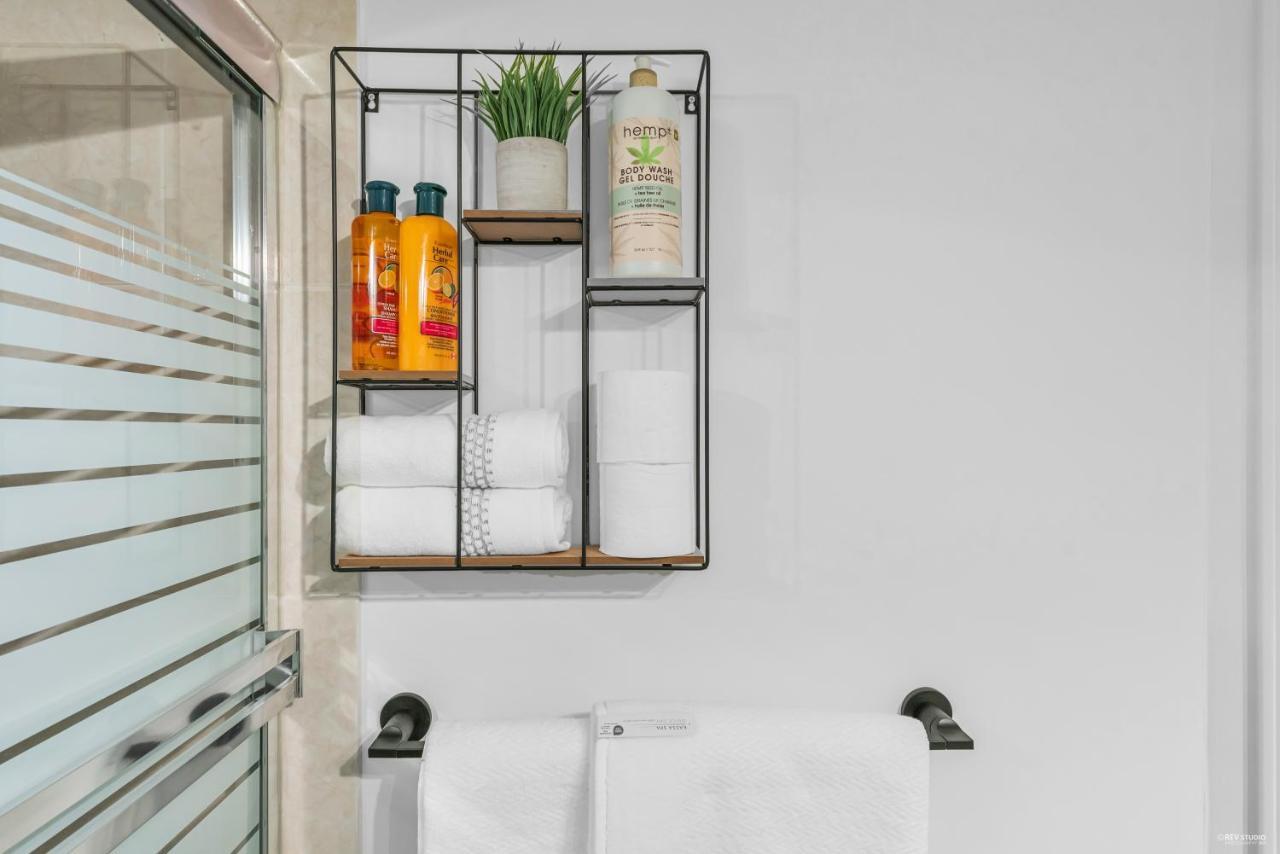 1-Br Condo In Downtown Coal Harbour With Parking And City Views Vancouver Ngoại thất bức ảnh