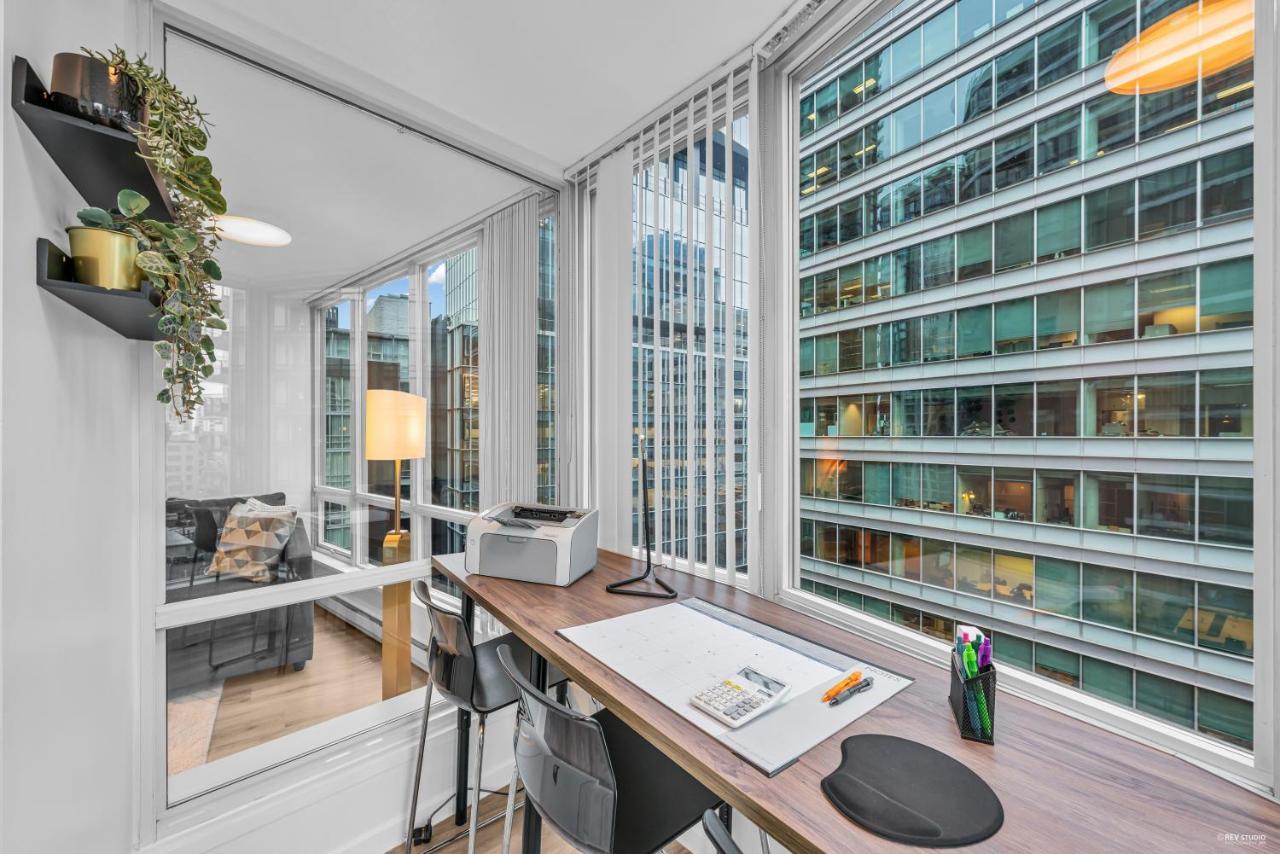1-Br Condo In Downtown Coal Harbour With Parking And City Views Vancouver Ngoại thất bức ảnh